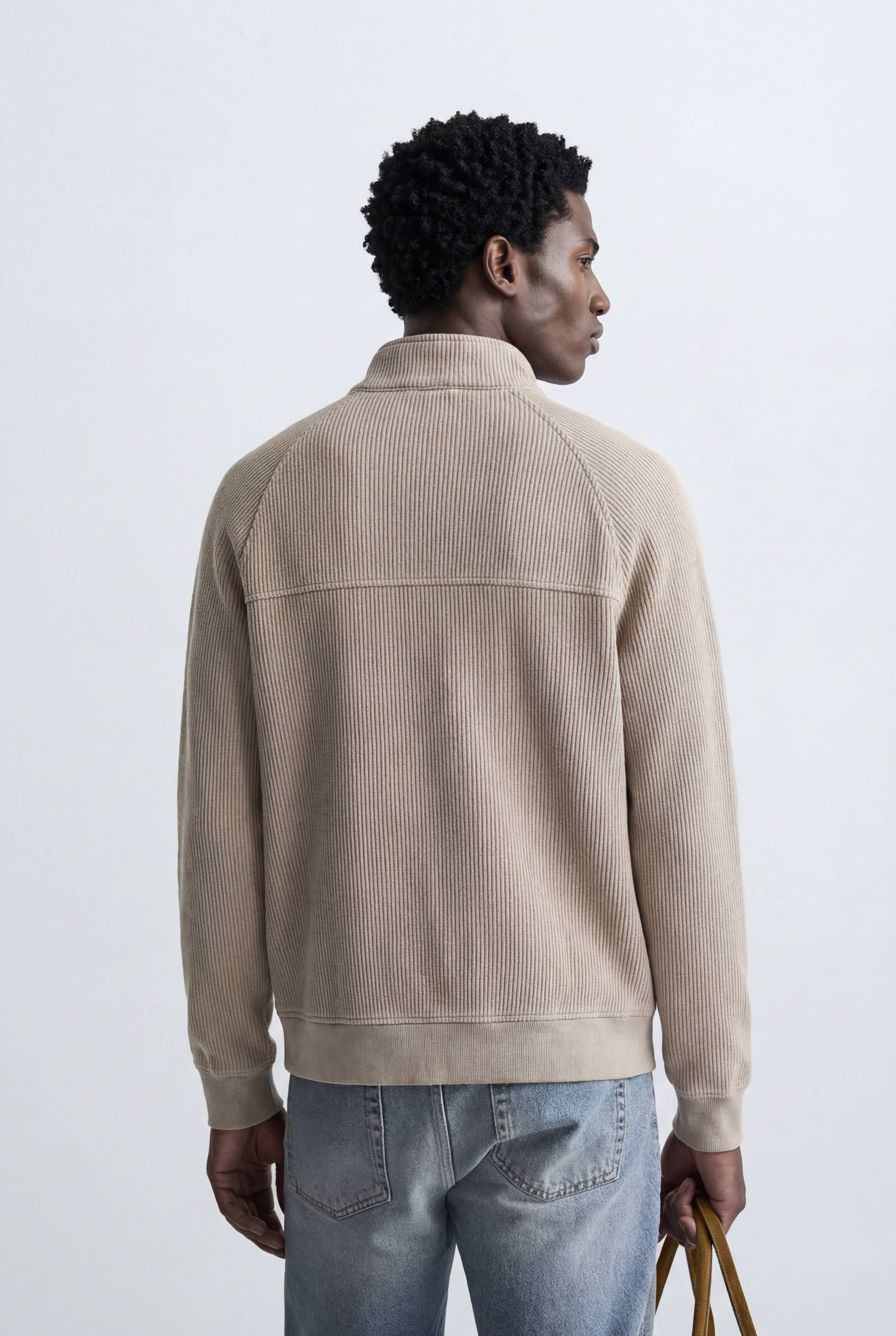 Suéter Cuello Zipper