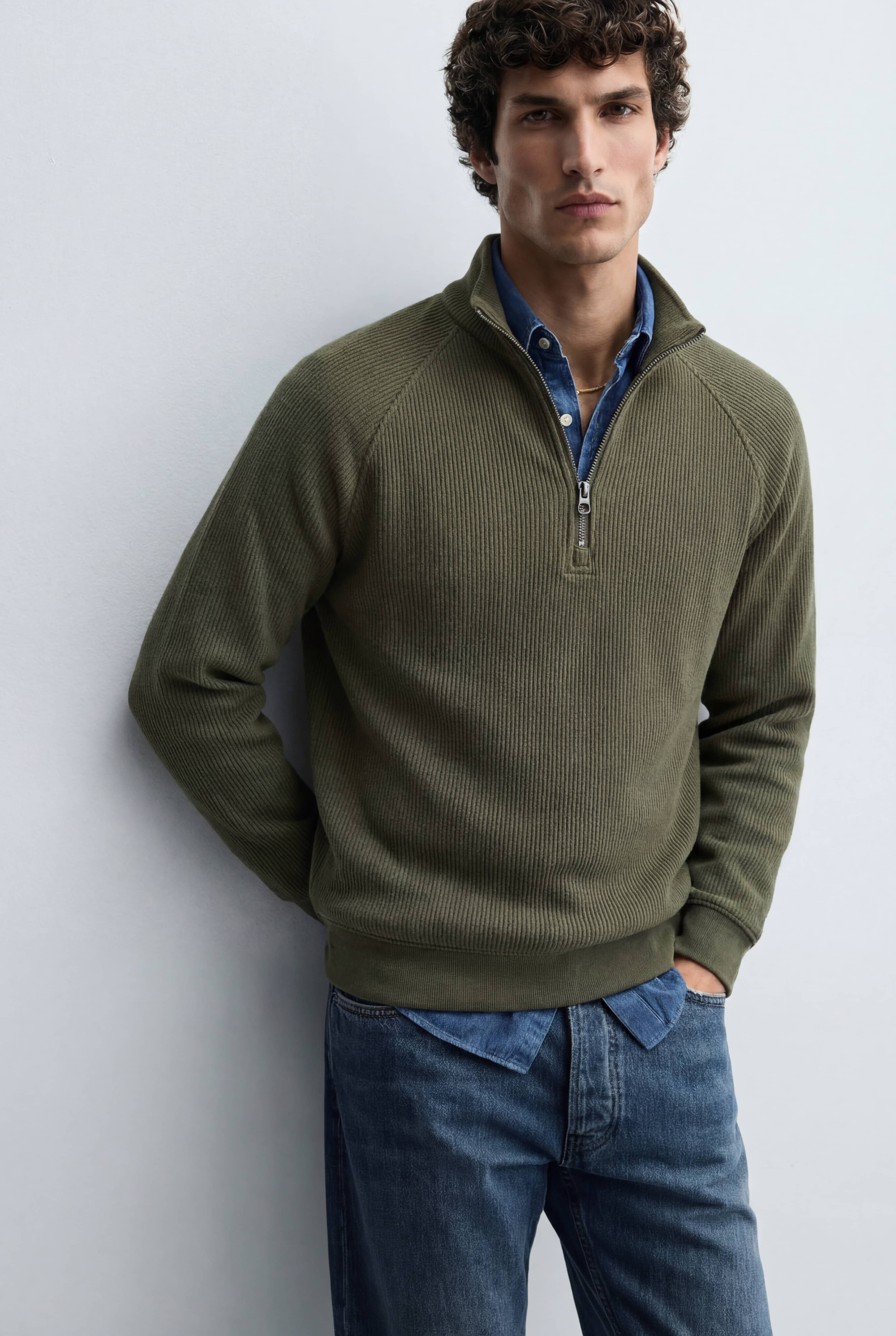 Suéter Cuello Zipper