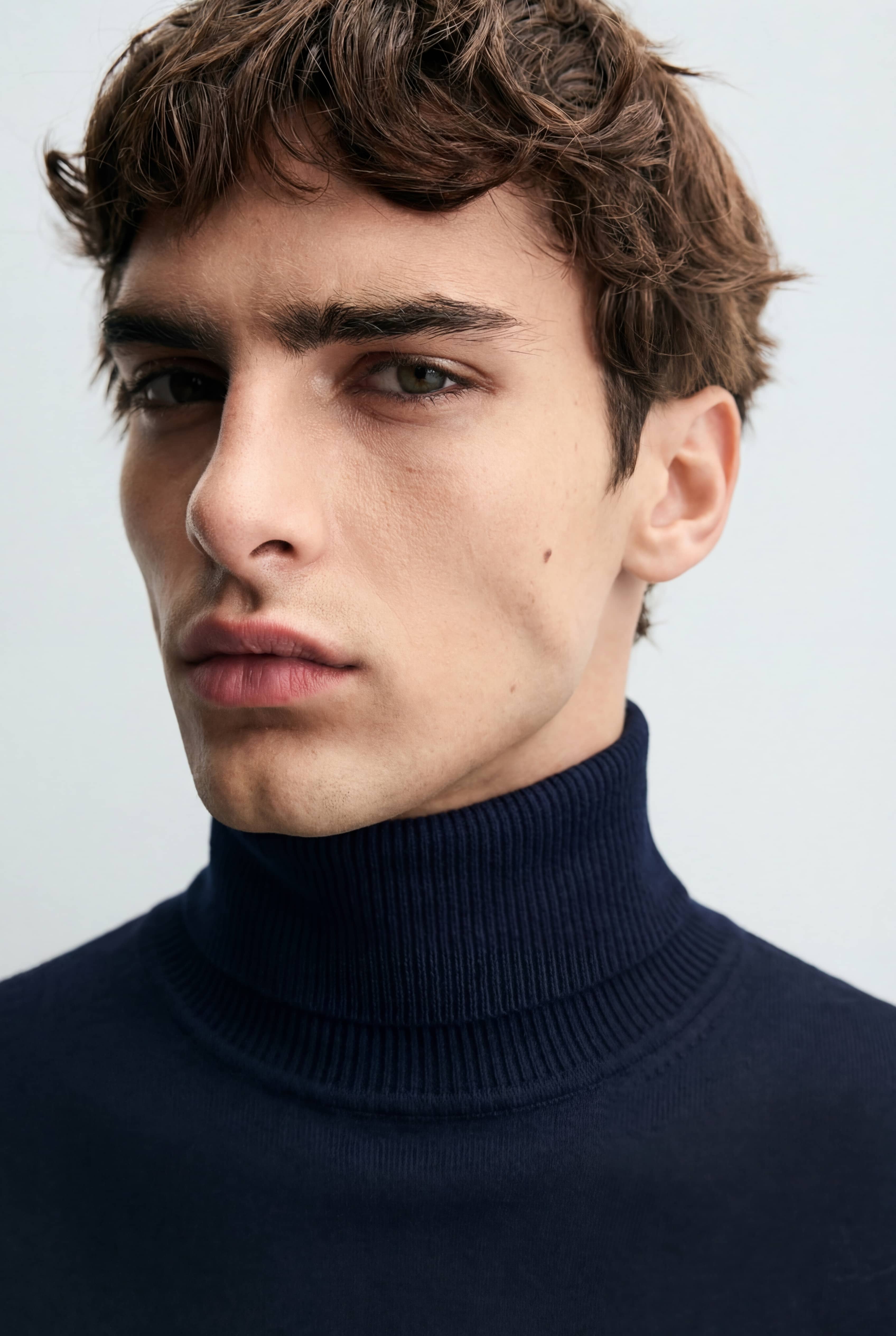 Suéter Cuello Tortuga