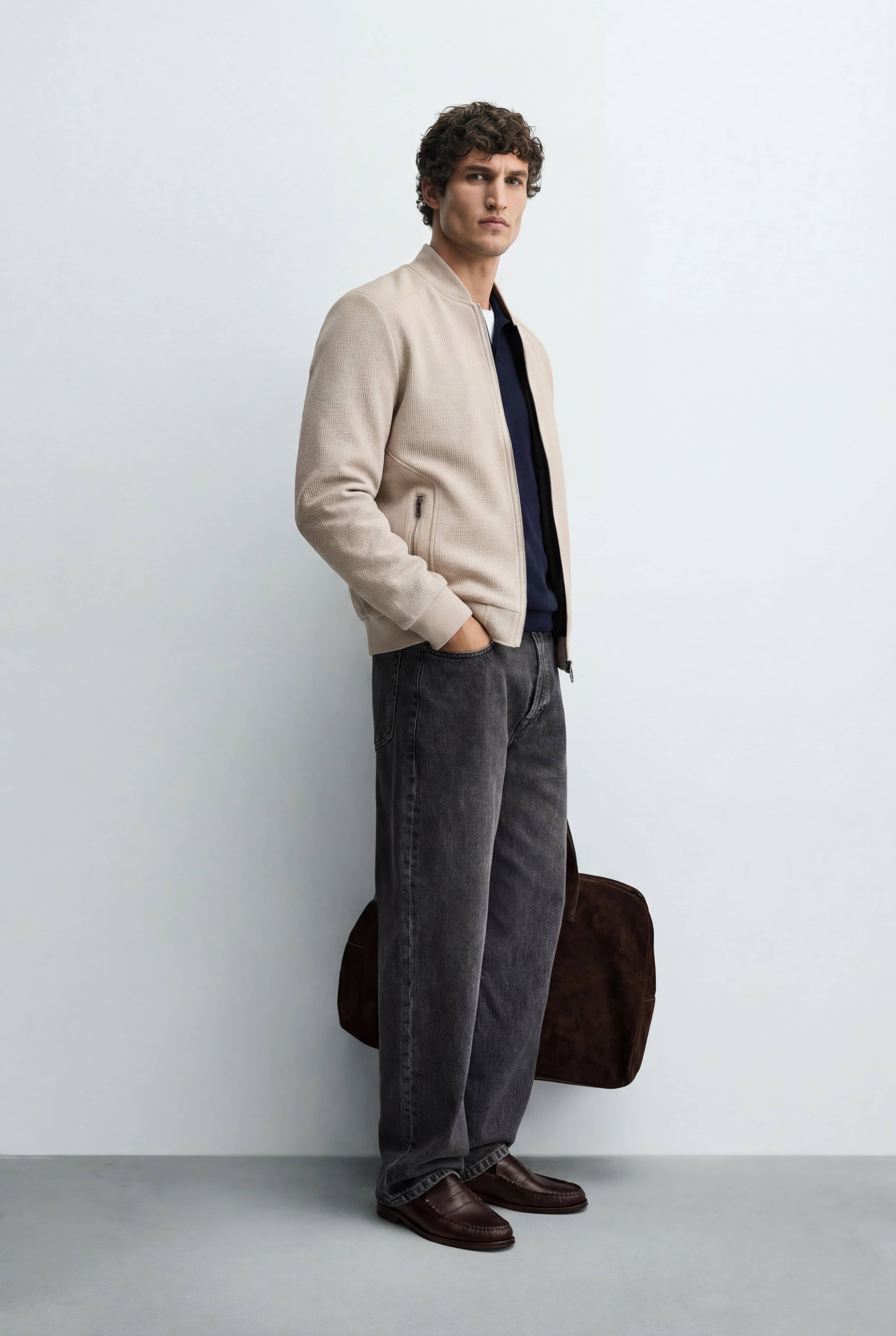 Bomber Detalle Sutil