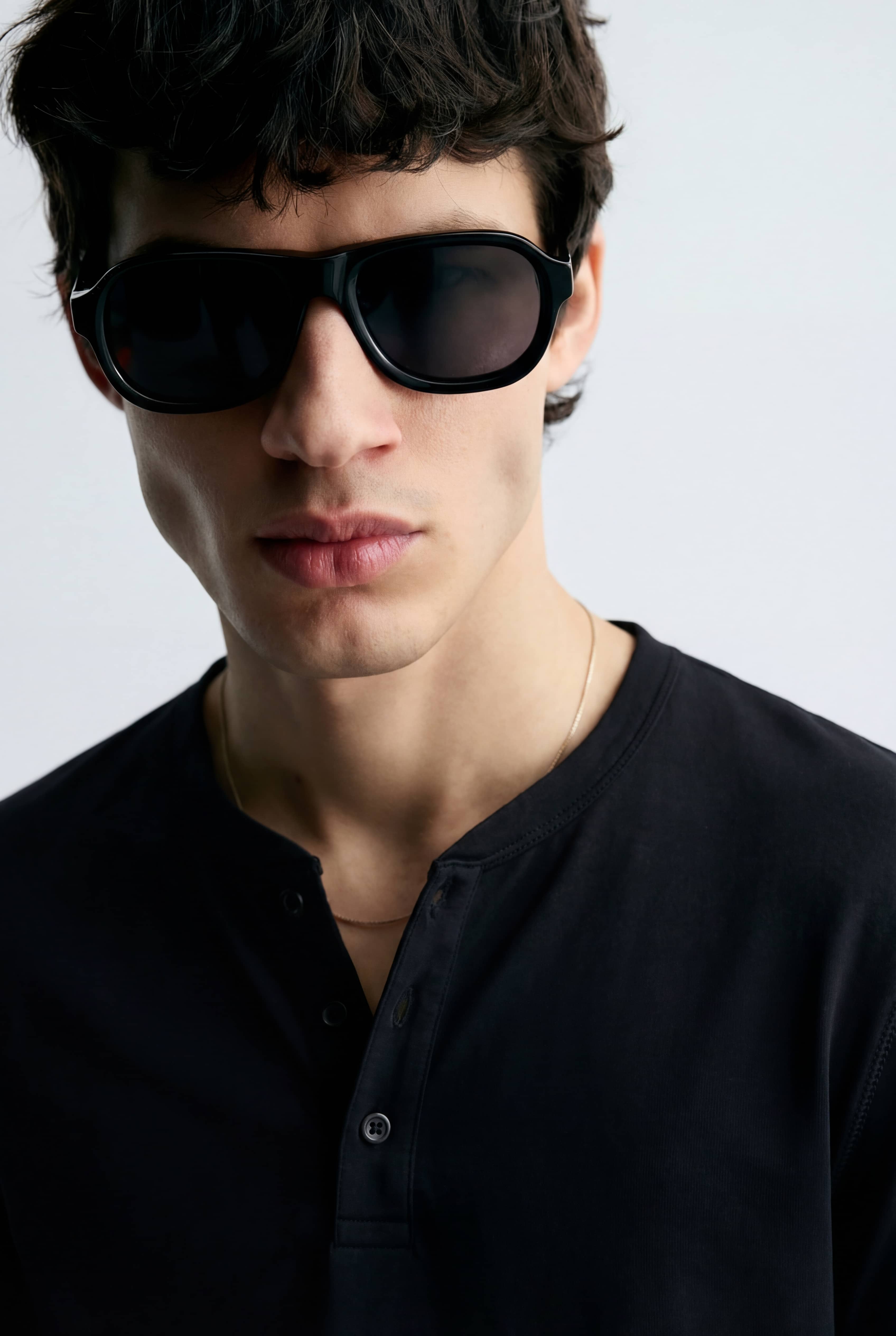 Camisa Silueta Limpia