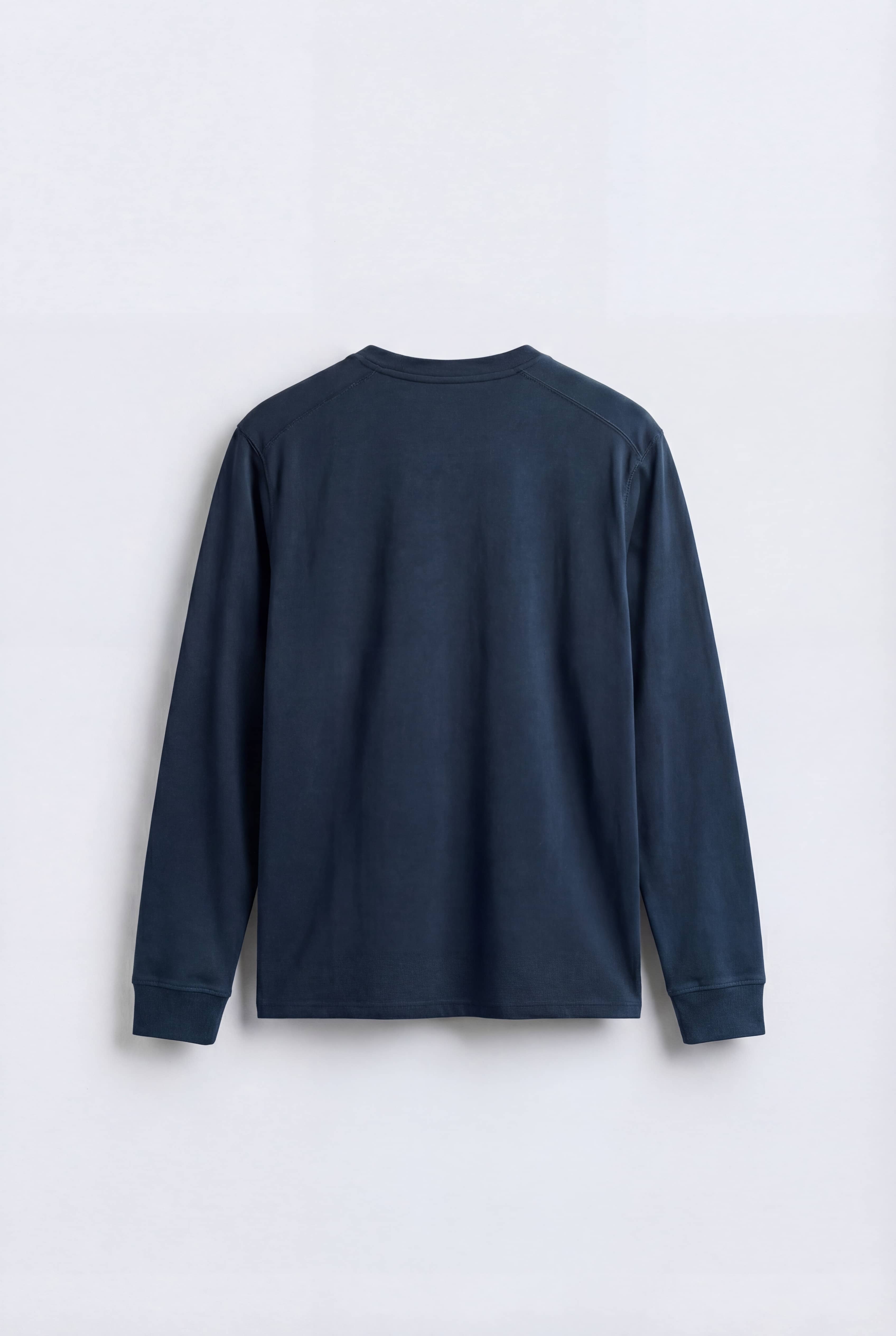 Camisa Silueta Limpia